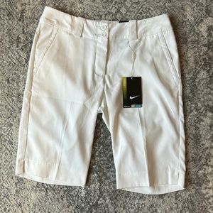 Nike Women’s Golf Modern Rise Shorts Size 2